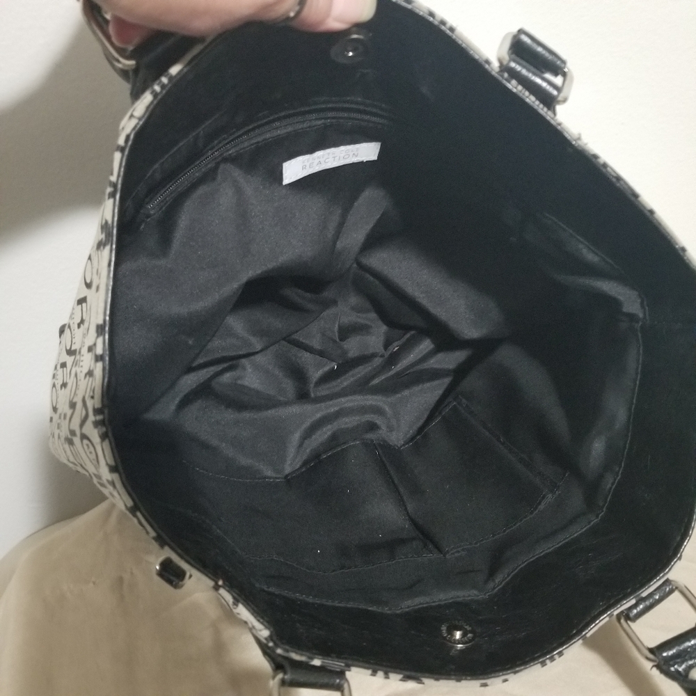 Authentic Kenneth Cole - Picture 4 of 5